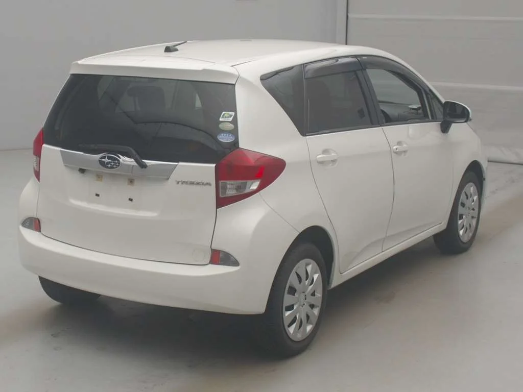 Subaru Trezia  с аукциона в Японии