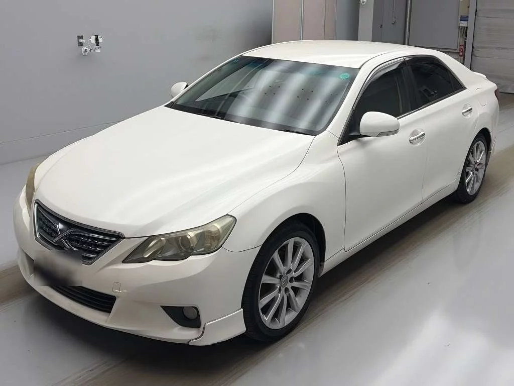 Toyota Mark X 2010