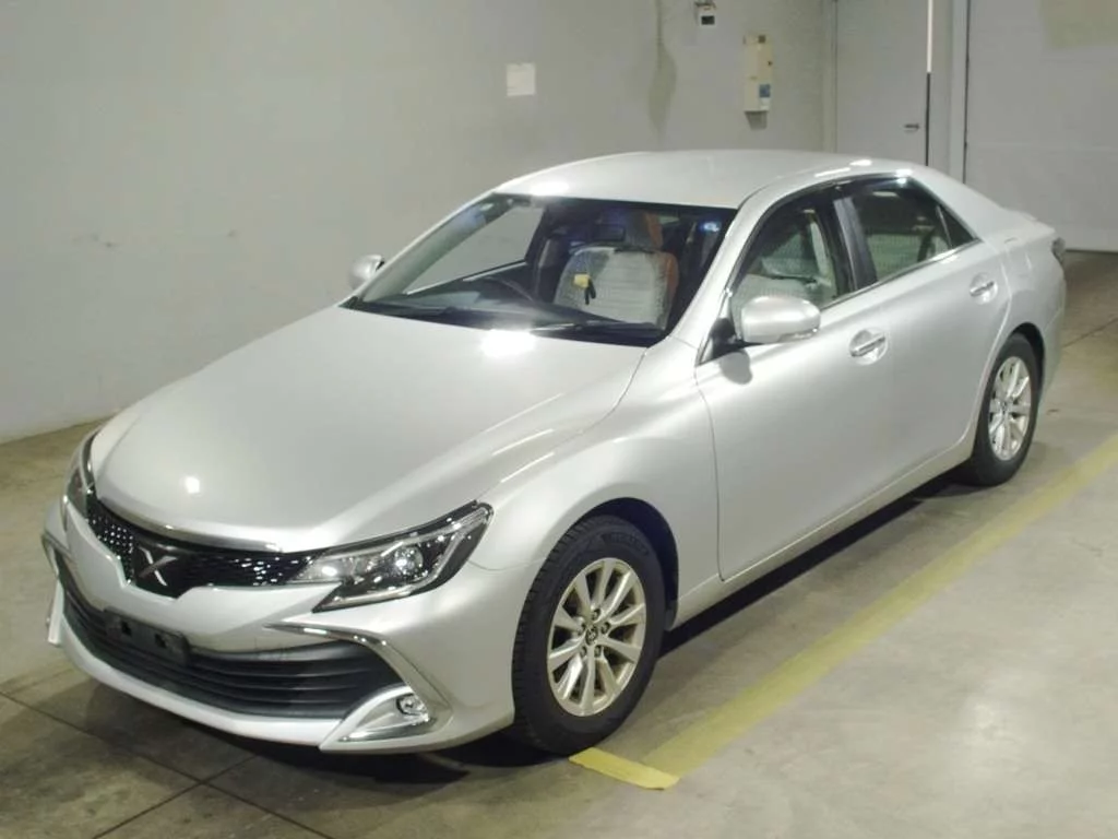 Toyota Mark X 2018