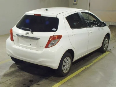 TOYOTA VITZ