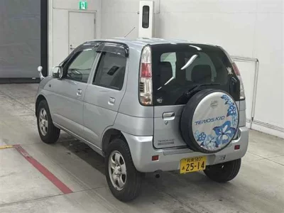 DAIHATSU TERIOS KID