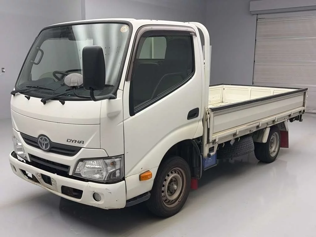 Toyota Dyna 2018