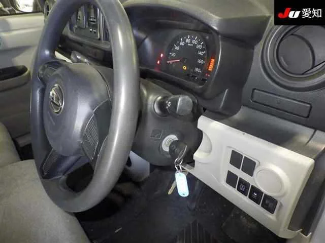 Daihatsu Boon  с аукциона в Японии