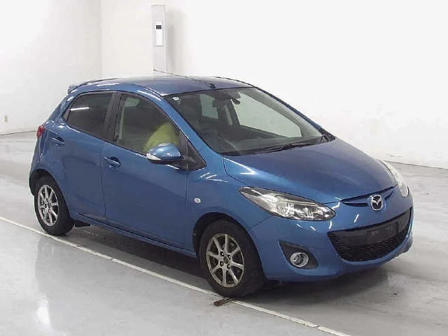 Mazda Demio 2013