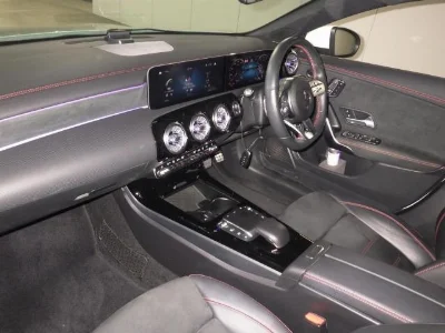 MERCEDES BENZ CLA SHOOTING BRAKE