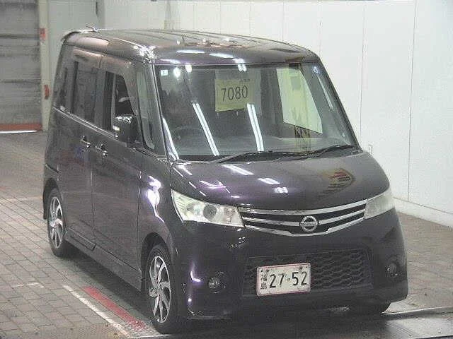Nissan Roox 2010