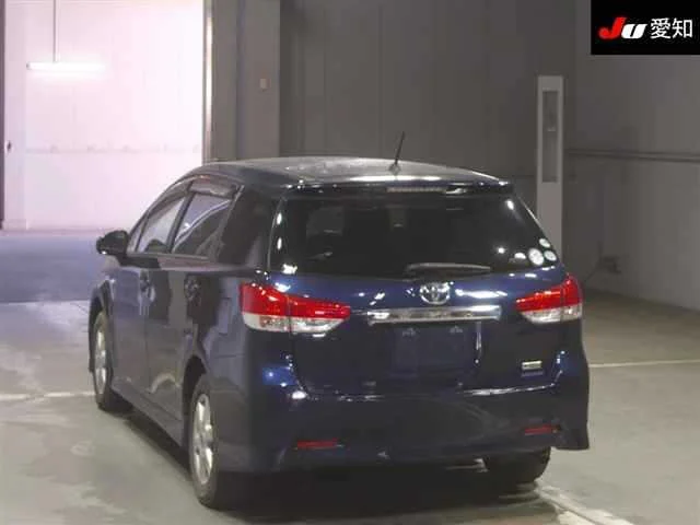 Toyota Wish  с аукциона в Японии