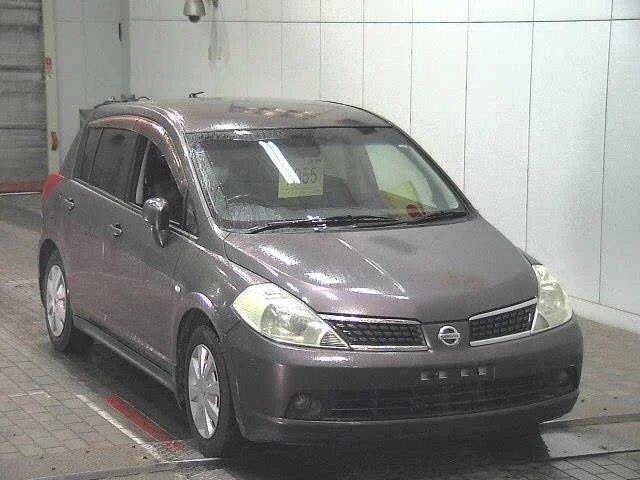 Nissan Tiida 2007