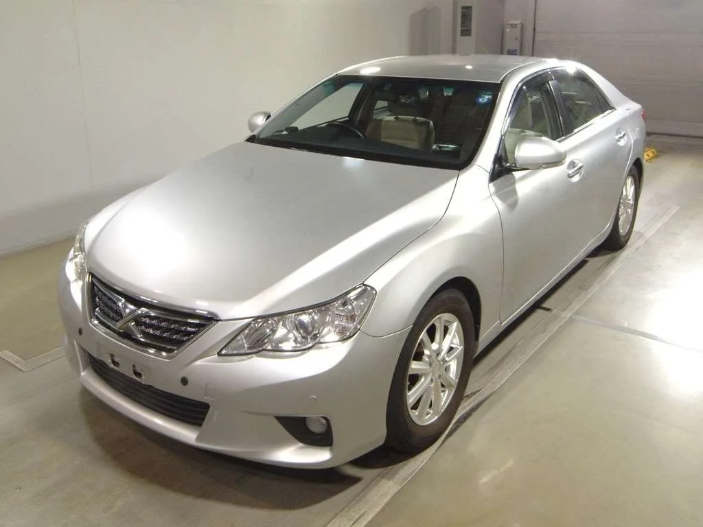 Toyota Mark X 2010