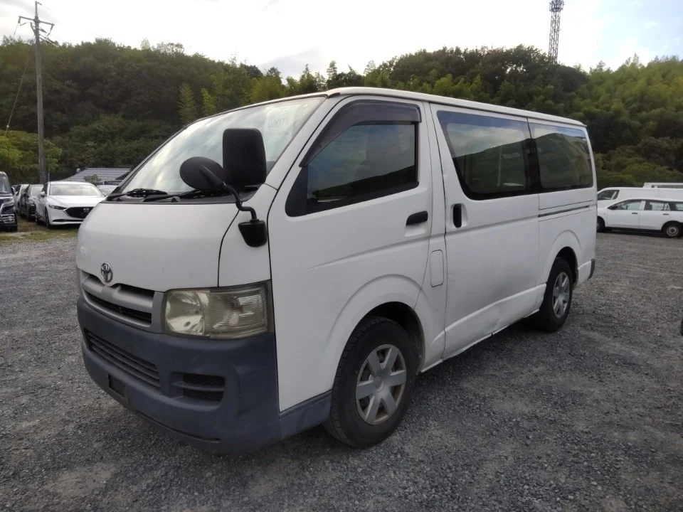 Toyota HiAce 2005