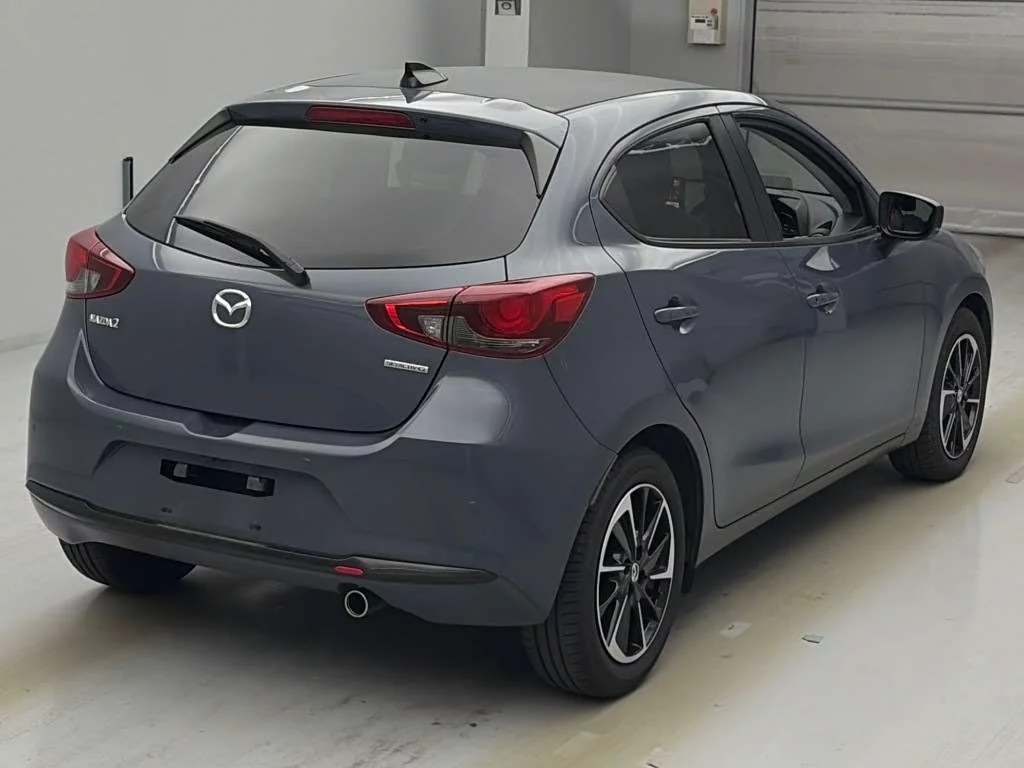 Mazda Mazda2 2023