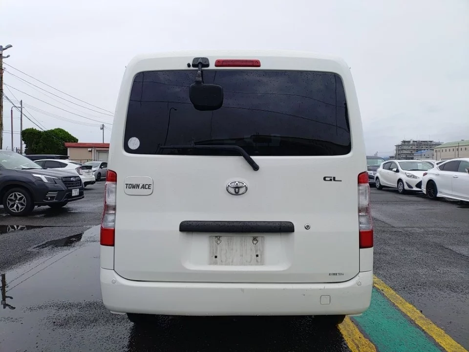 Toyota TownAce  с аукциона в Японии