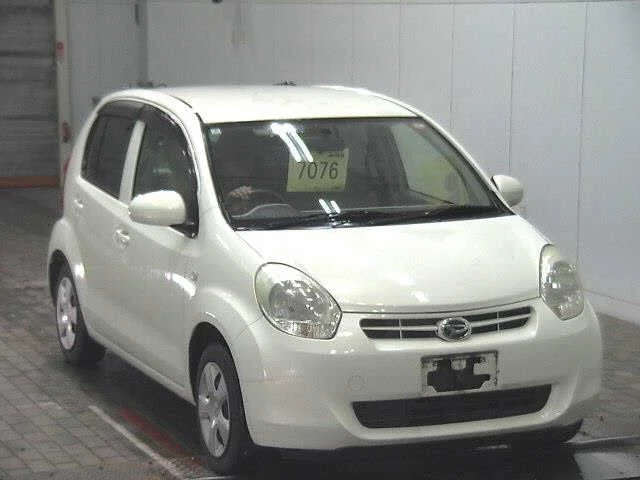 Daihatsu Boon 2010
