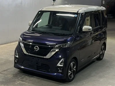 NISSAN ROOX