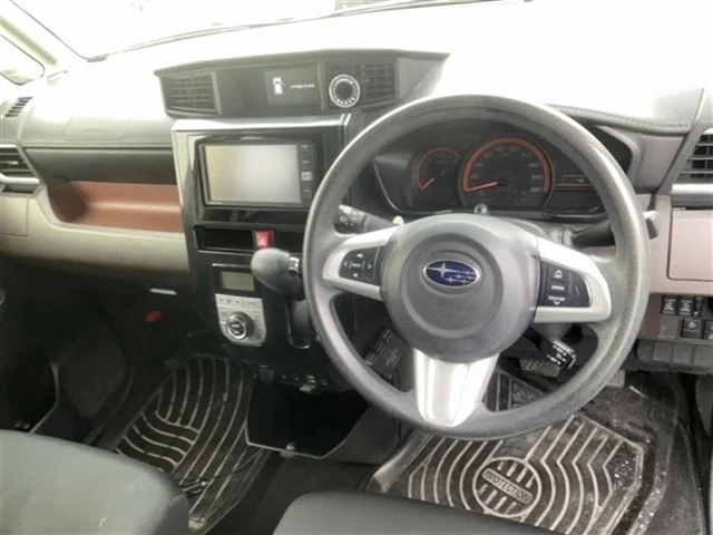 Subaru Justy  с аукциона в Японии