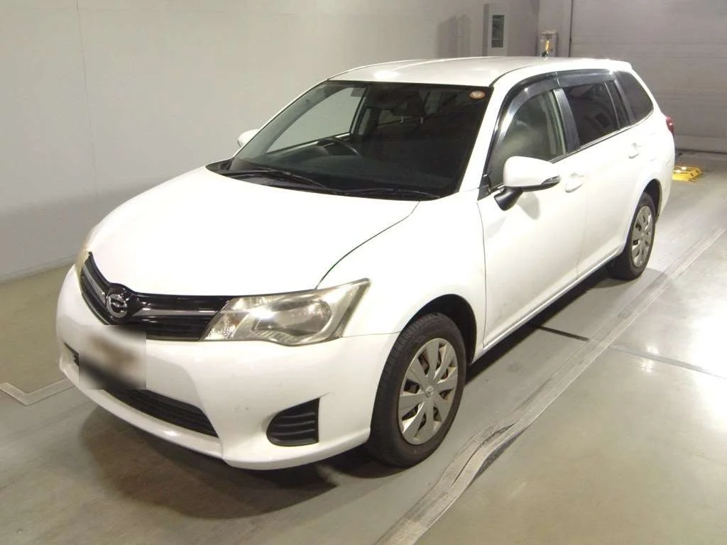 Toyota Corolla Fielder 2012