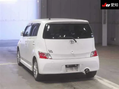 TOYOTA BB
