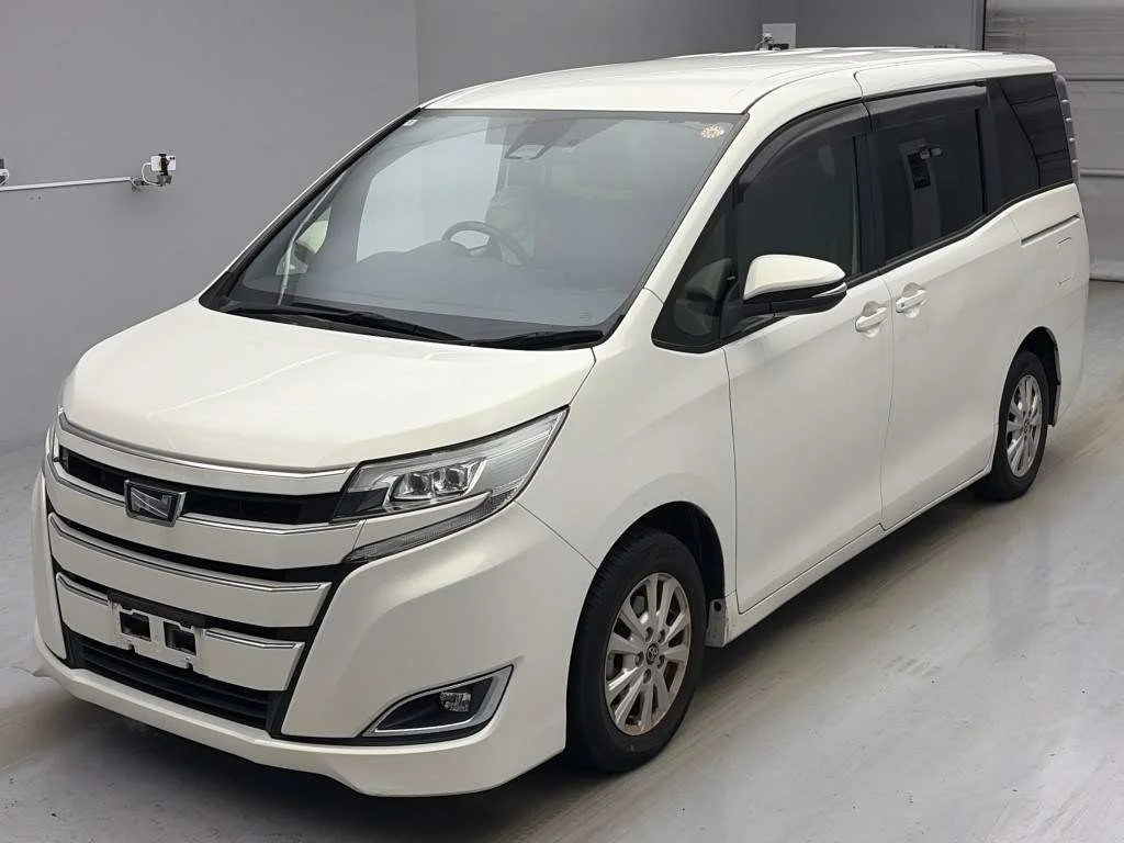 Toyota Noah 2018