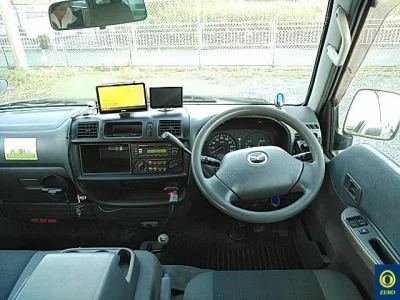 MAZDA BONGO VAN