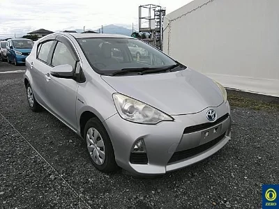 TOYOTA AQUA, 2013 — лот японского аукциона