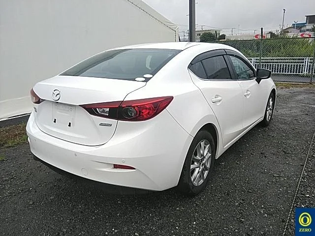 Mazda Axela  с аукциона в Японии