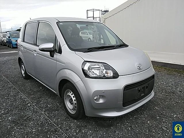 Toyota Porte 2013