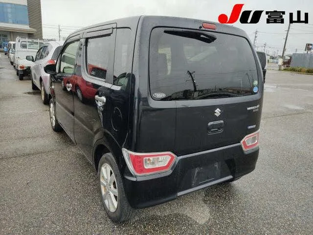 Suzuki Wagon R  с аукциона в Японии