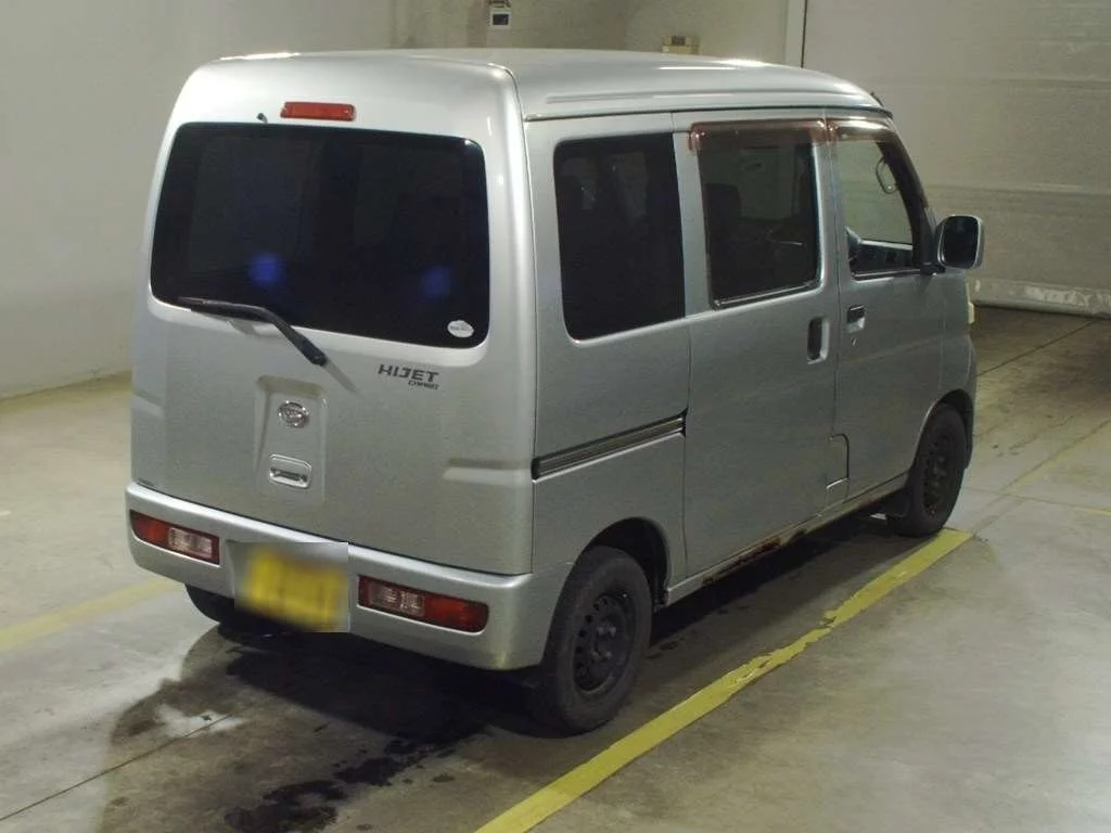 Daihatsu Hijet Cargo  с аукциона в Японии