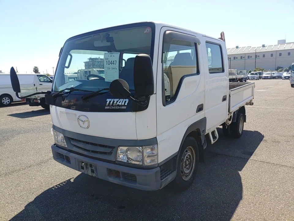 Mazda Titan 2004