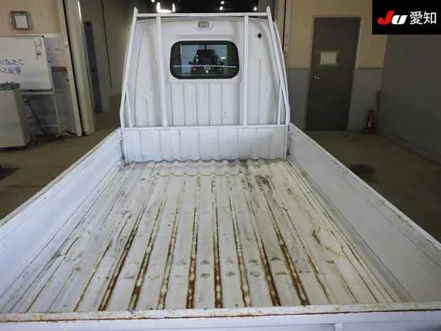 Mitsubishi Minicab Truck  с аукциона в Японии