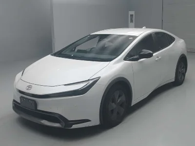 TOYOTA PRIUS, 2023 — лот японского аукциона