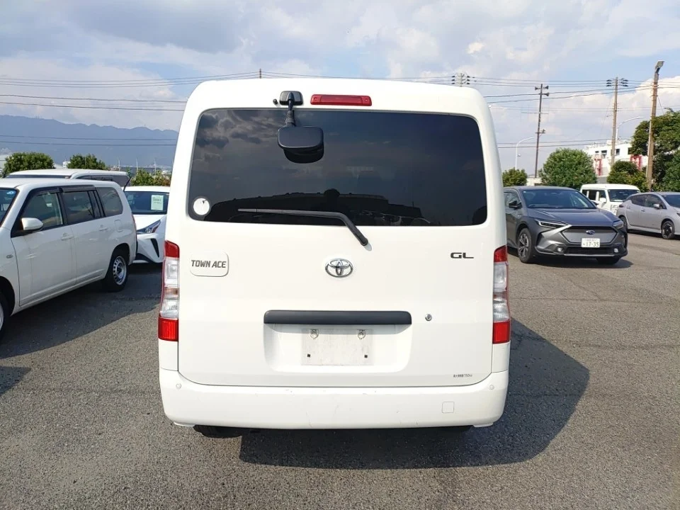 Toyota TownAce  с аукциона в Японии