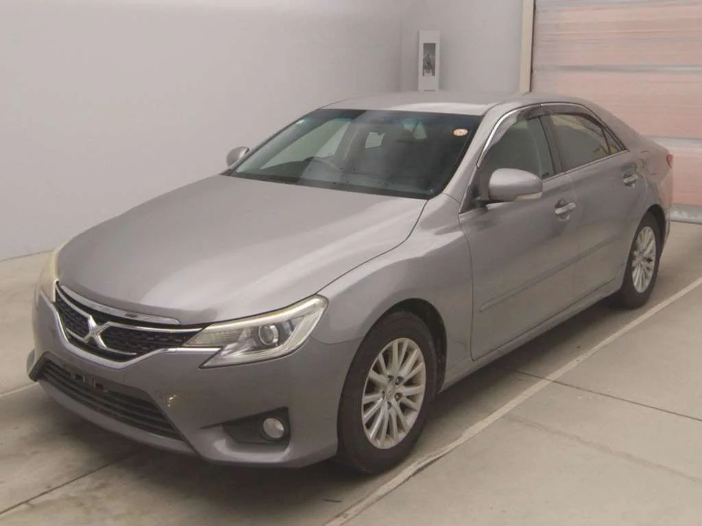 Toyota Mark X 2013