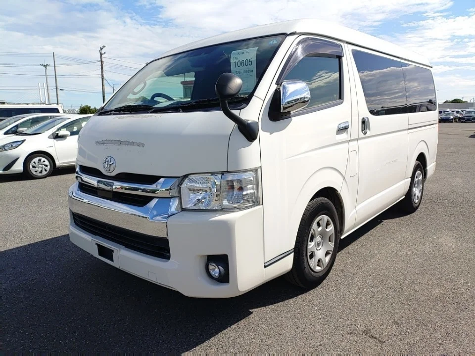 Toyota HiAce 2019