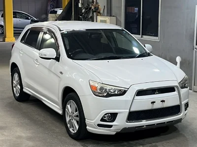 Mitsubishi RVR