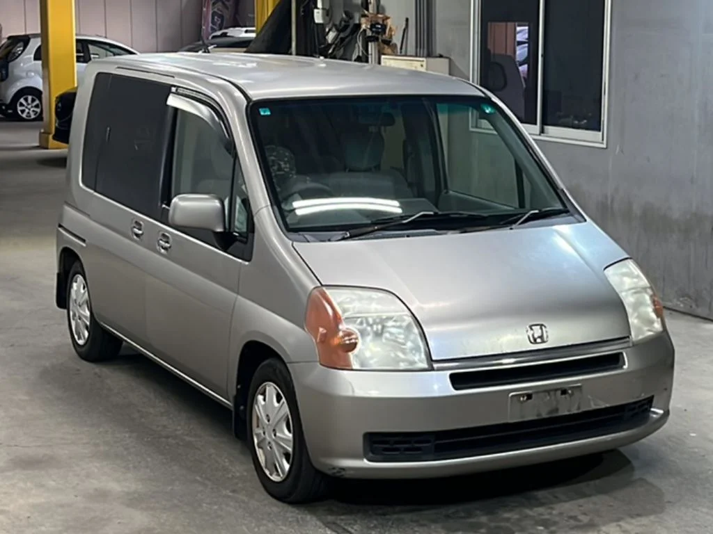 Honda Mobilio  с аукциона в Японии