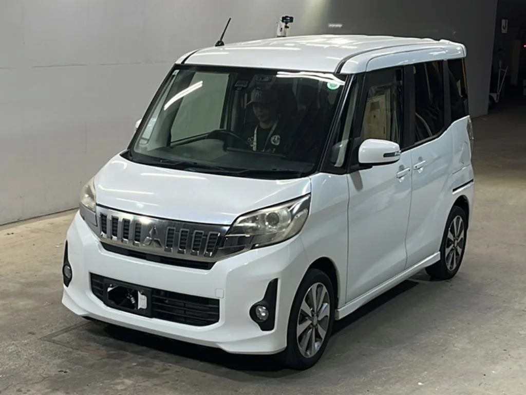 Mitsubishi EK SPACE CUSTOM 2015