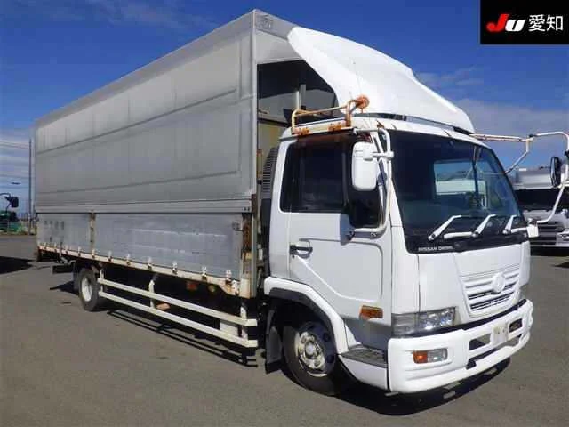 NISSAN DIESEL (UD) CONDOR  с аукциона в Японии
