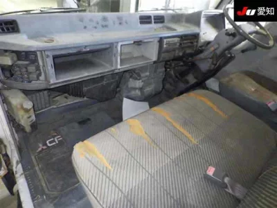 MITSUBISHI CANTER