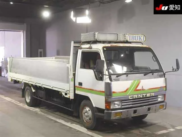 Mitsubishi Fuso Canter  с аукциона в Японии