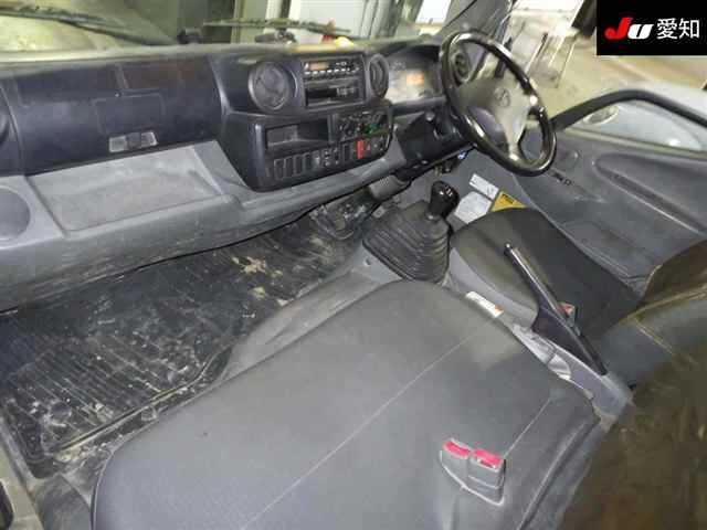 Hino Dutro  с аукциона в Японии