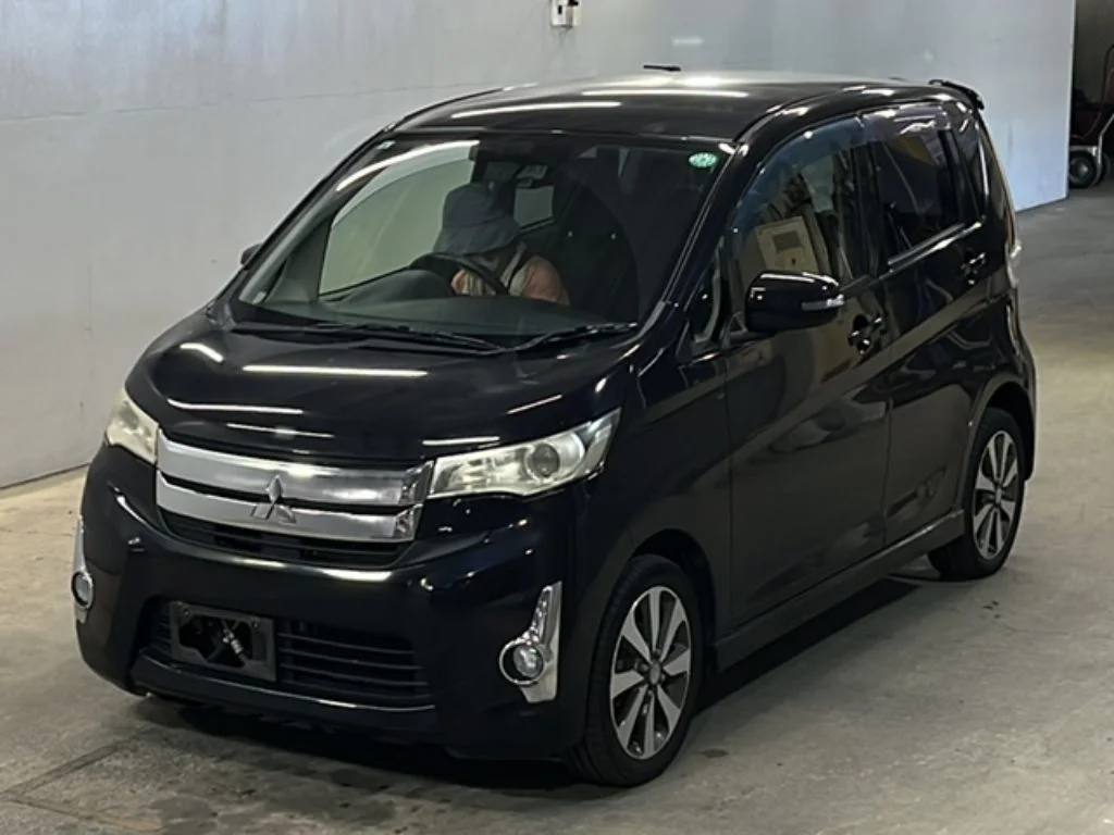 Mitsubishi ek Custom 2015
