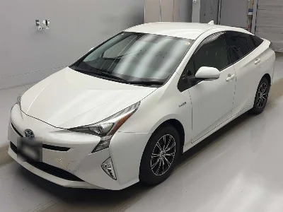 TOYOTA PRIUS, 2018 — лот японского аукциона