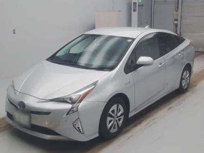 TOYOTA PRIUS, 2015 — лот японского аукциона