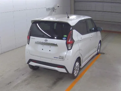 Статистика аукционов Nissan Dayz