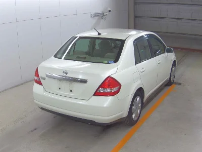 NISSAN TIIDA LATIO
