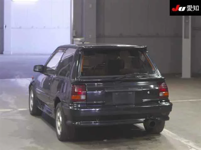 Toyota Starlet  с аукциона в Японии