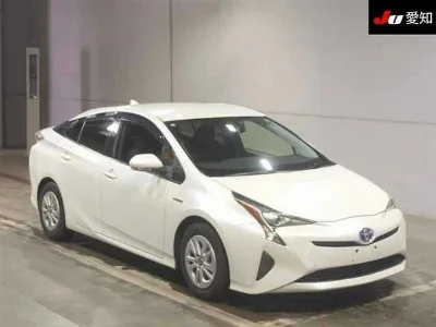 TOYOTA PRIUS, 2015 — лот японского аукциона