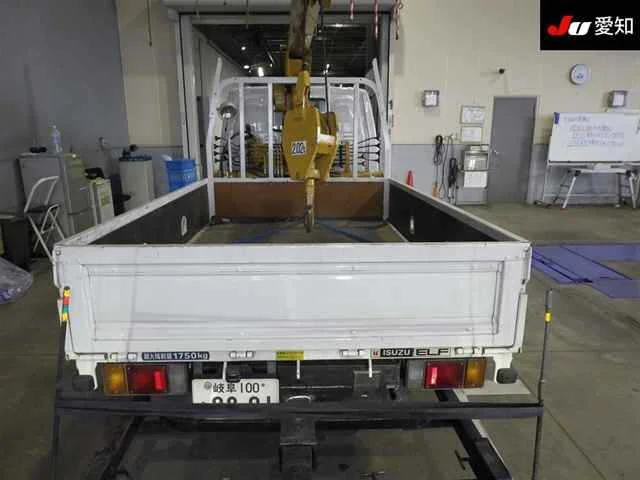Isuzu Elf  с аукциона в Японии