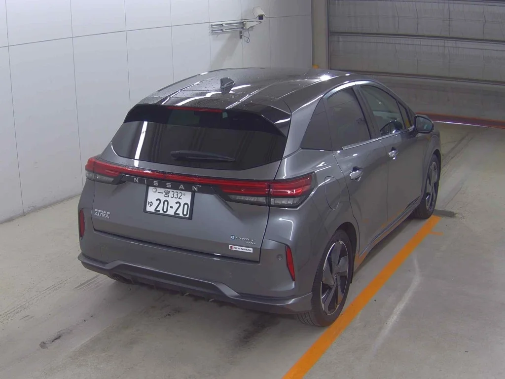 Nissan Aura  с аукциона в Японии